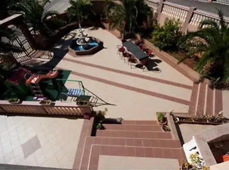 Canaria Apartment *