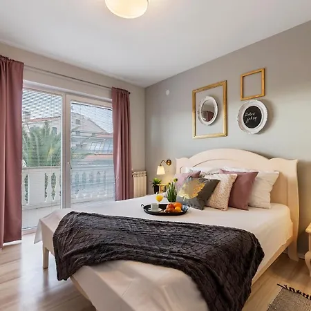 Canaria Apartment Pula